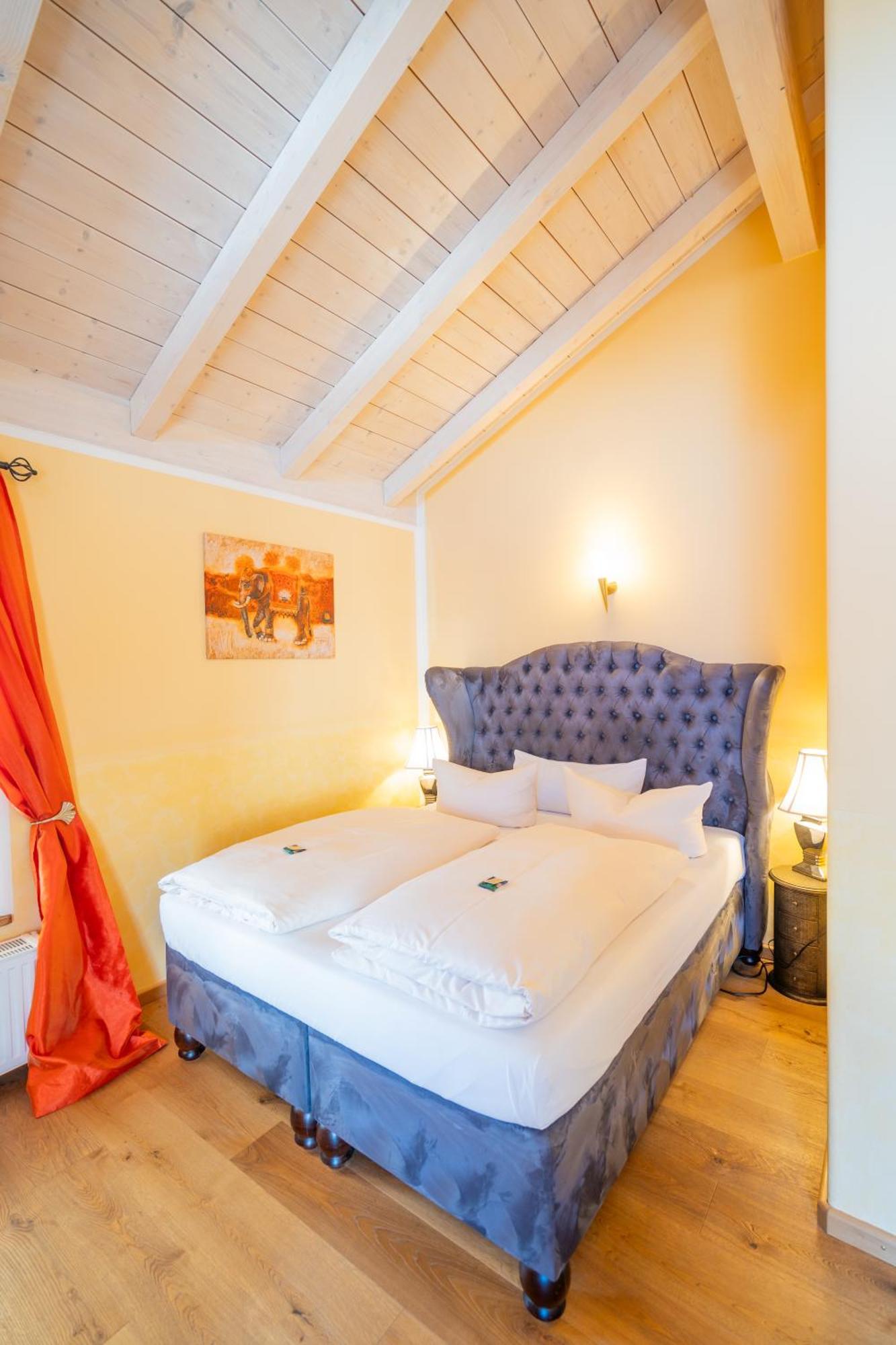 Landhaus Hotel Wolfratshausen Dış mekan fotoğraf