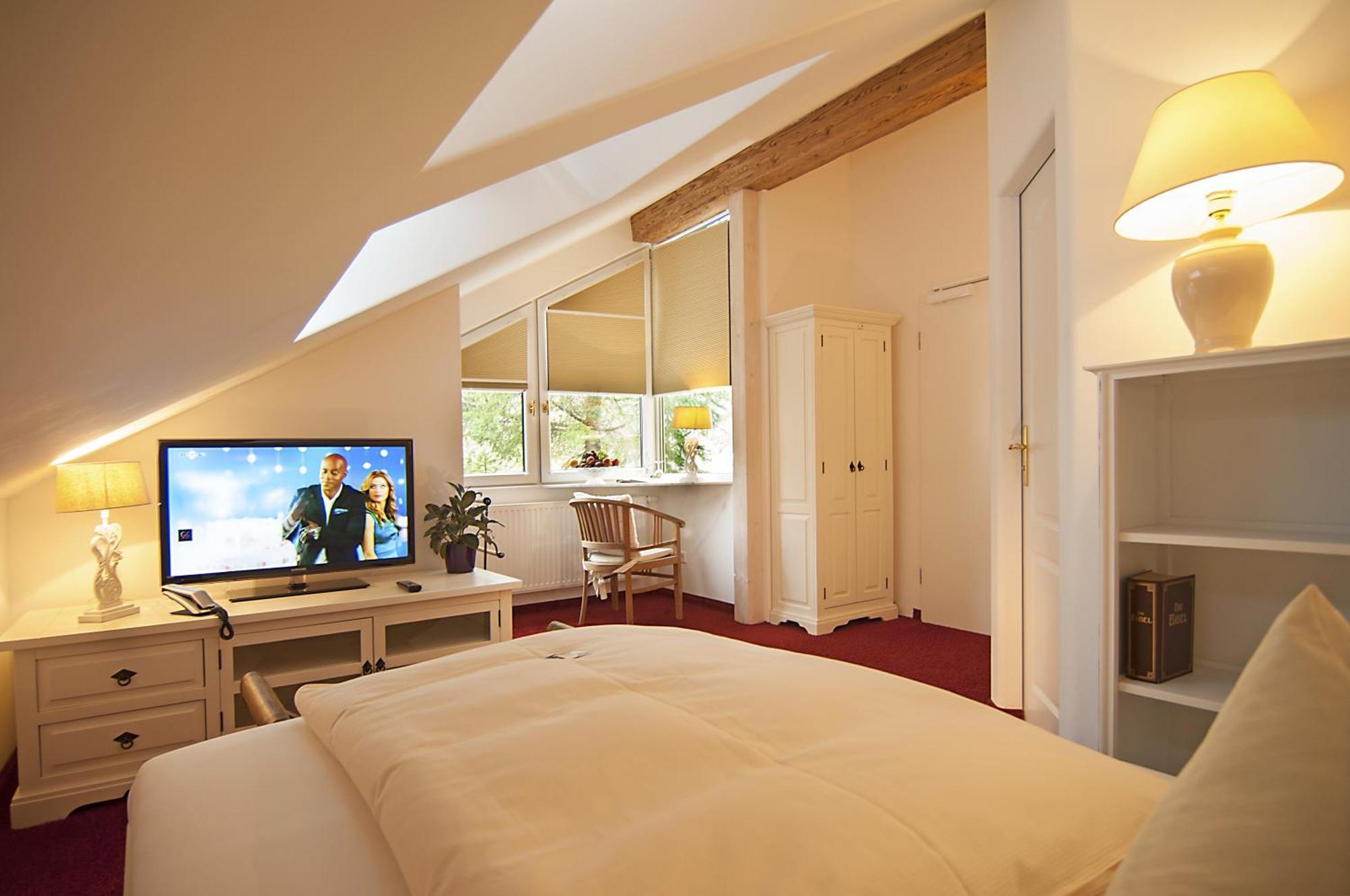 Landhaus Hotel Wolfratshausen Oda fotoğraf