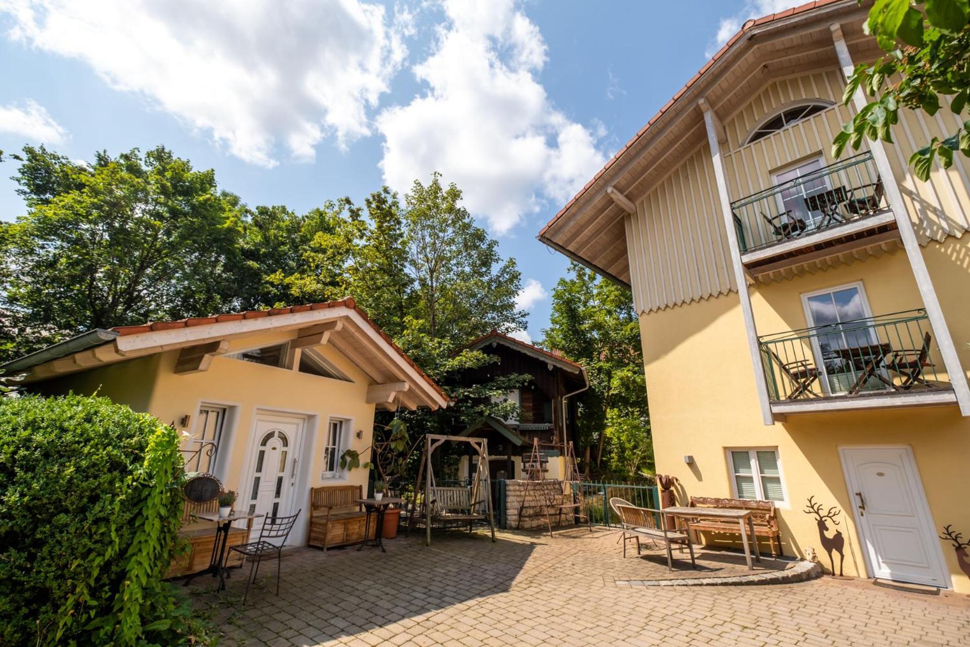 Landhaus Hotel Wolfratshausen Dış mekan fotoğraf