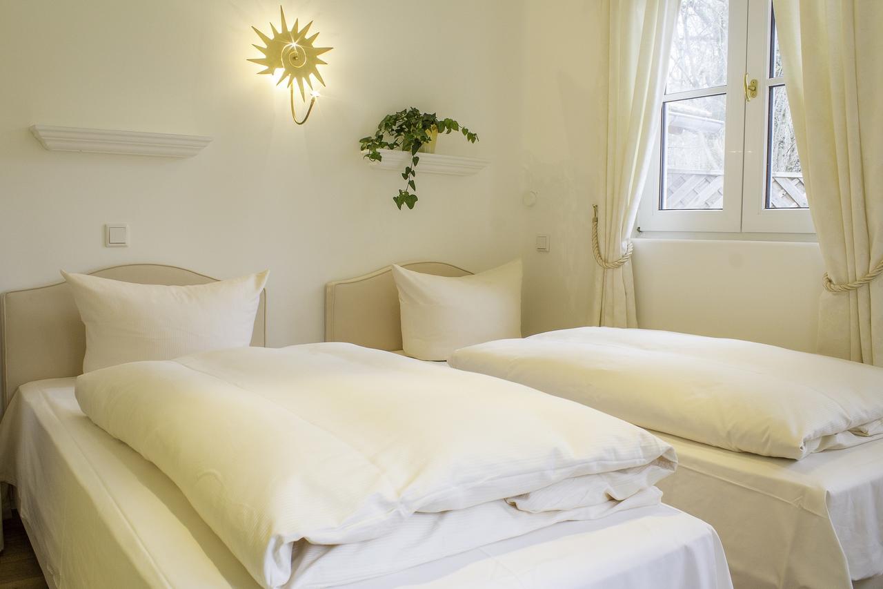 Landhaus Hotel Wolfratshausen Oda fotoğraf